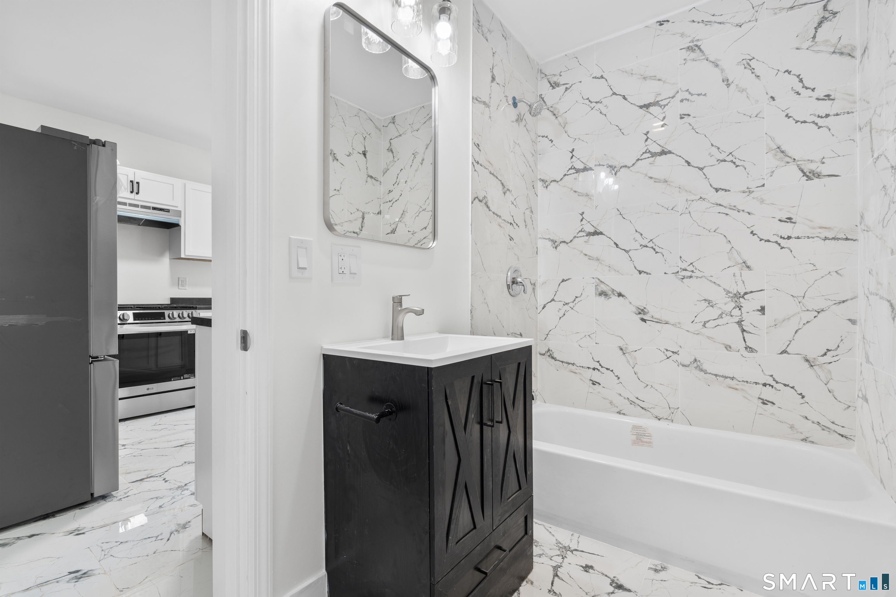 16 Vermont Street Waterbury CT 06704