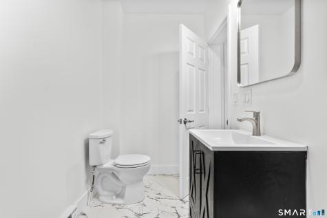 16 Vermont Street Waterbury CT 06704