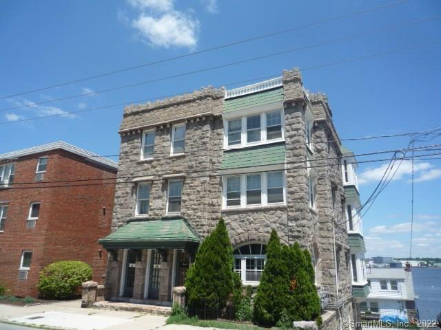 202 Pequot Avenue New London CT 06320