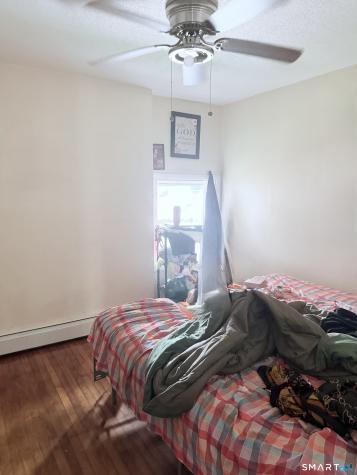 57 Garfield Avenue New London CT 06320