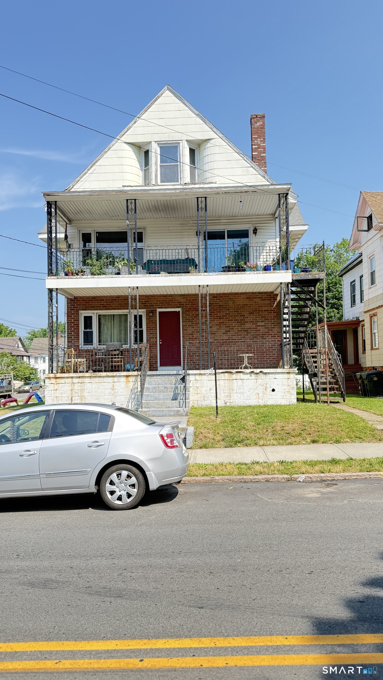 57 Garfield Avenue New London CT 06320