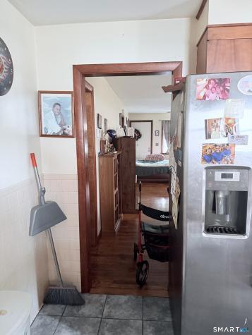 57 Garfield Avenue New London CT 06320