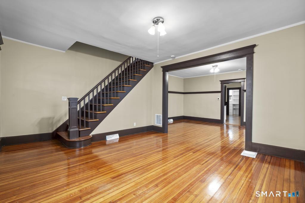 48 Riverview Place Stratford CT 06615