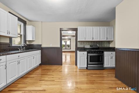48 Riverview Place Stratford CT 06615