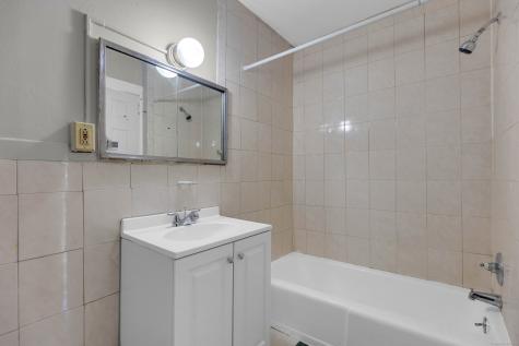 143 Putnam Street Hartford CT 06106