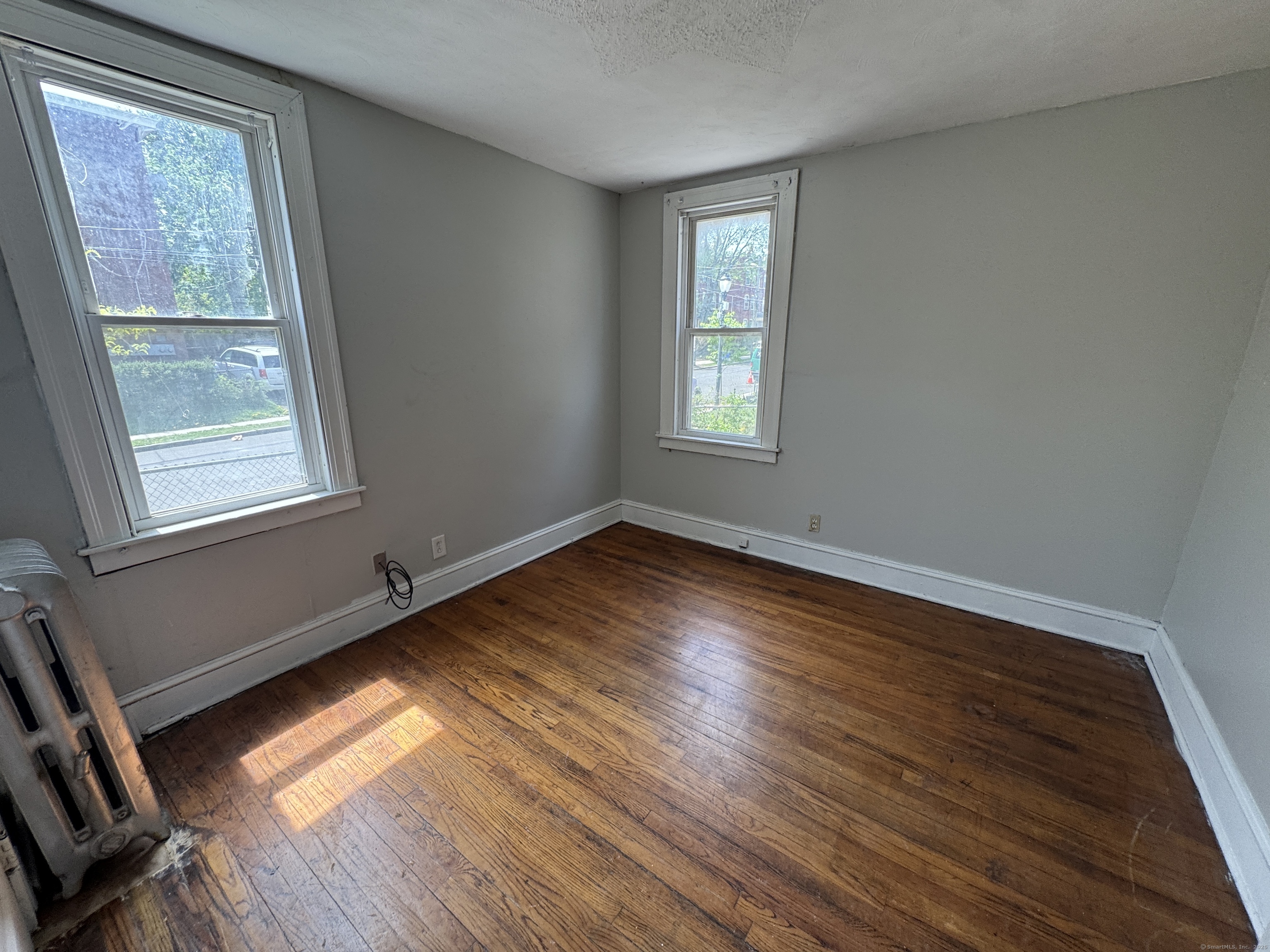 143 Putnam Street Hartford CT 06106