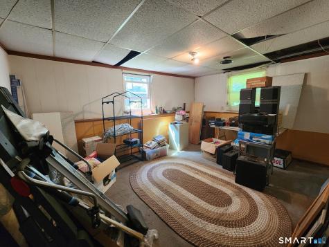4 Belden Avenue Canton CT 06019