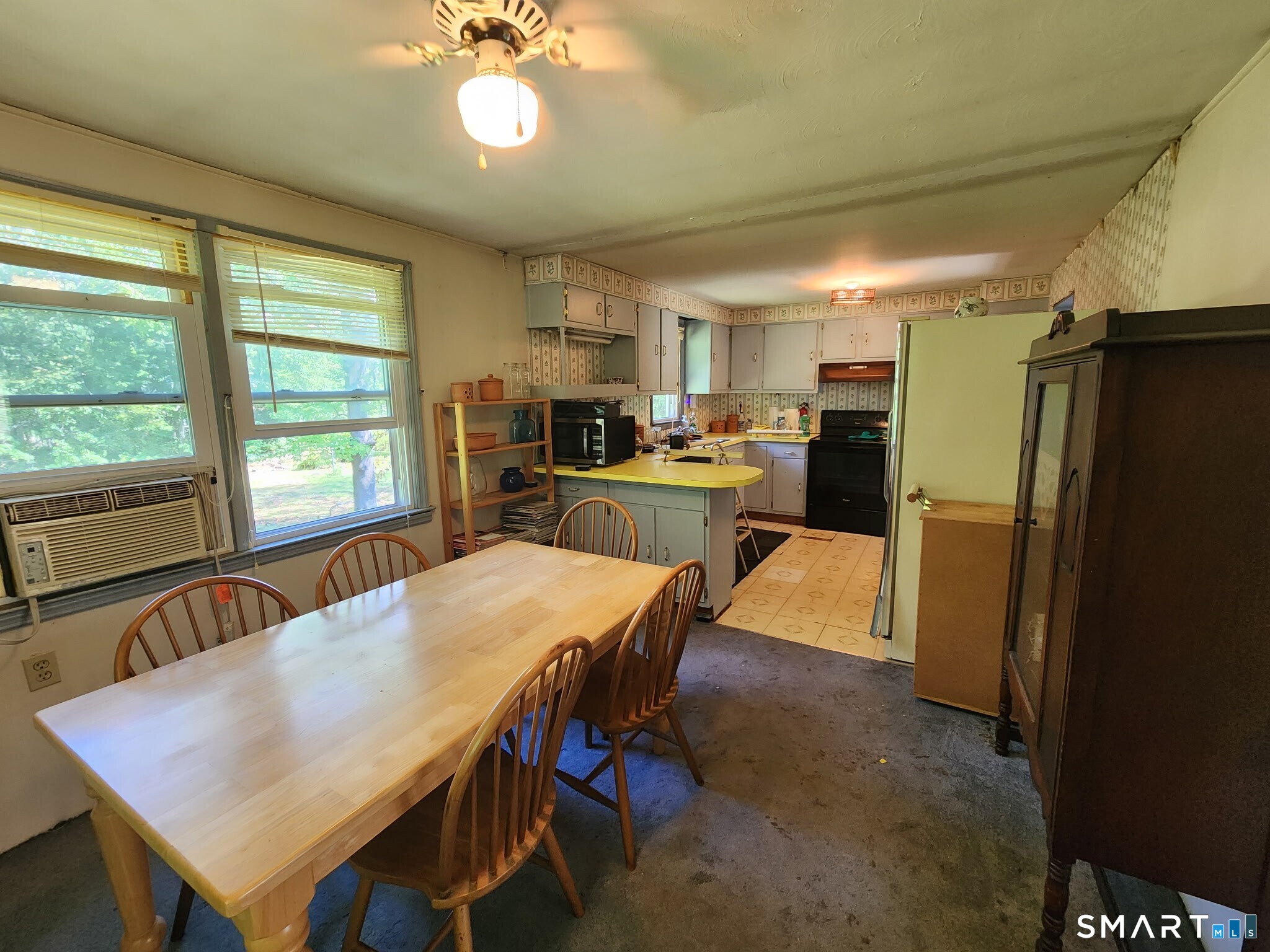 4 Belden Avenue Canton CT 06019