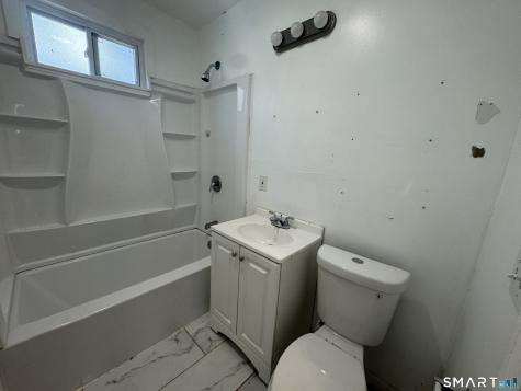 142 Adams Street Hartford CT 06112