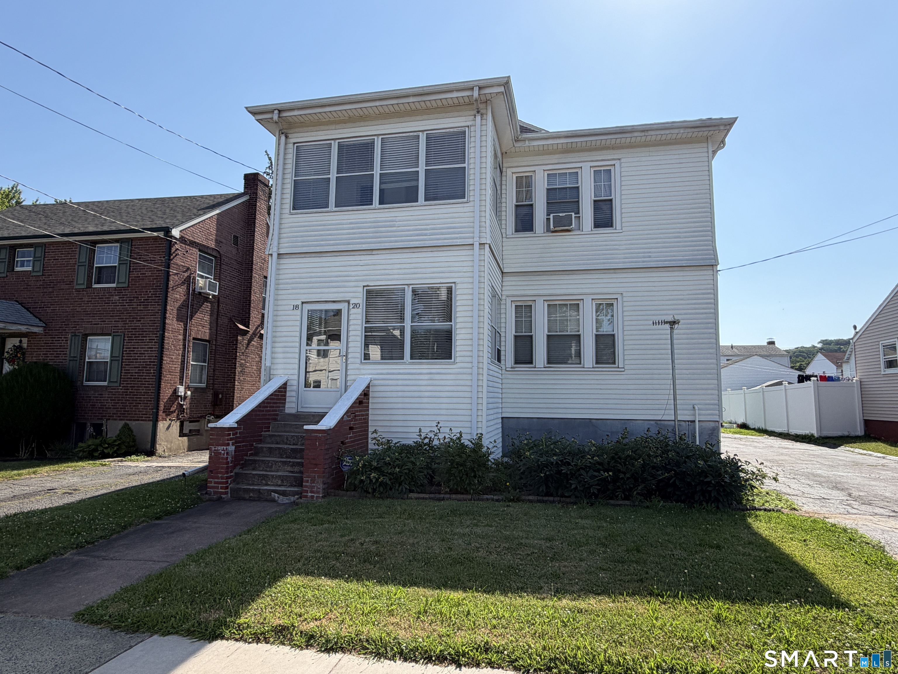 18-20 Abbotsford Avenue West Hartford CT 06110