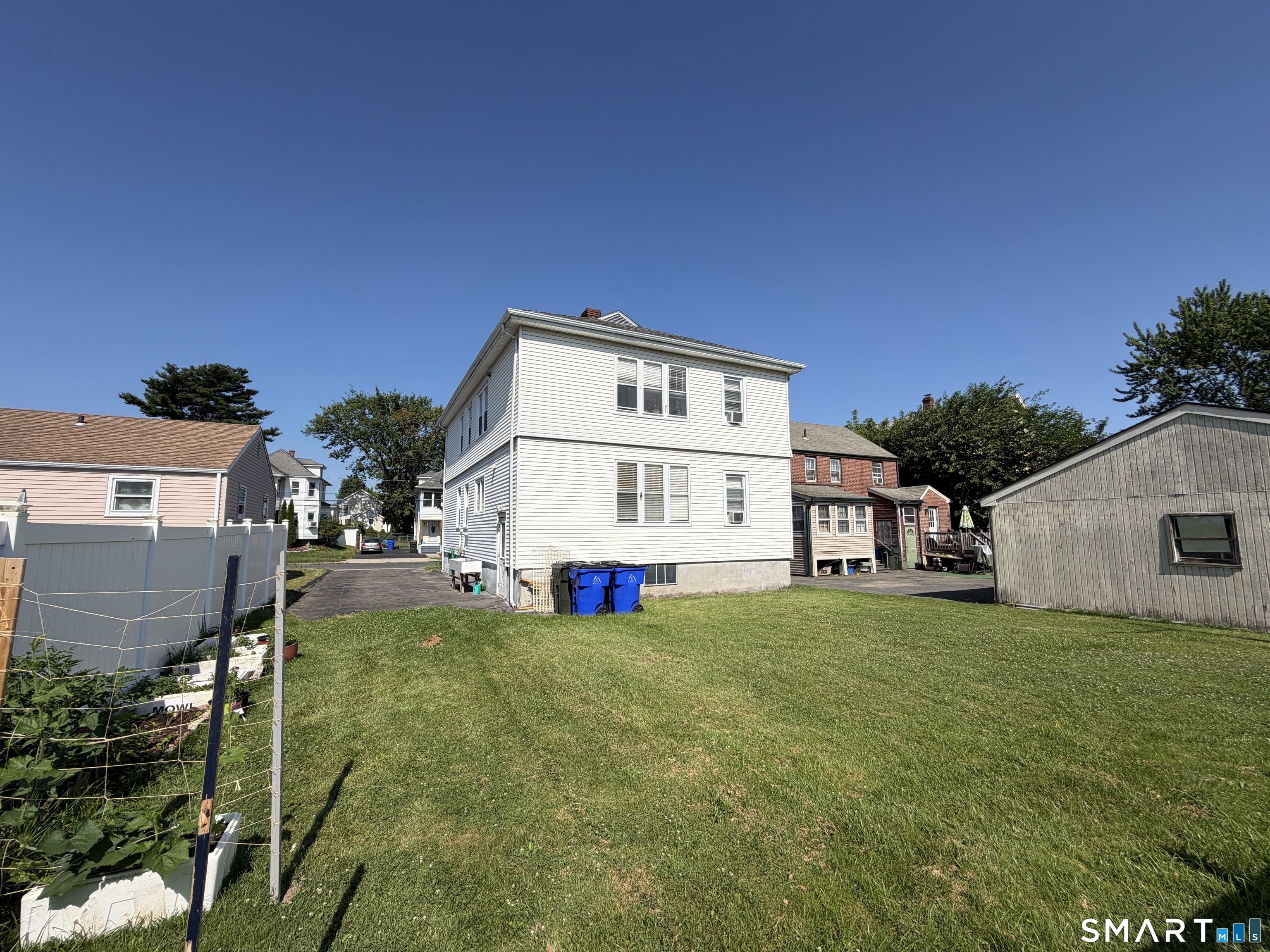 18-20 Abbotsford Avenue West Hartford CT 06110