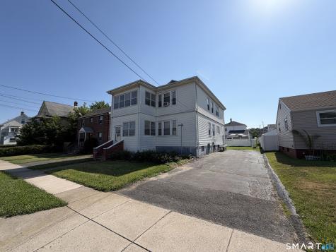18-20 Abbotsford Avenue West Hartford CT 06110