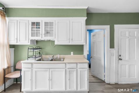142 Gracey Avenue Meriden CT 06451