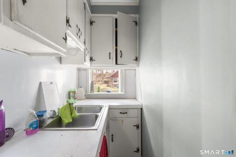 142 Gracey Avenue Meriden CT 06451