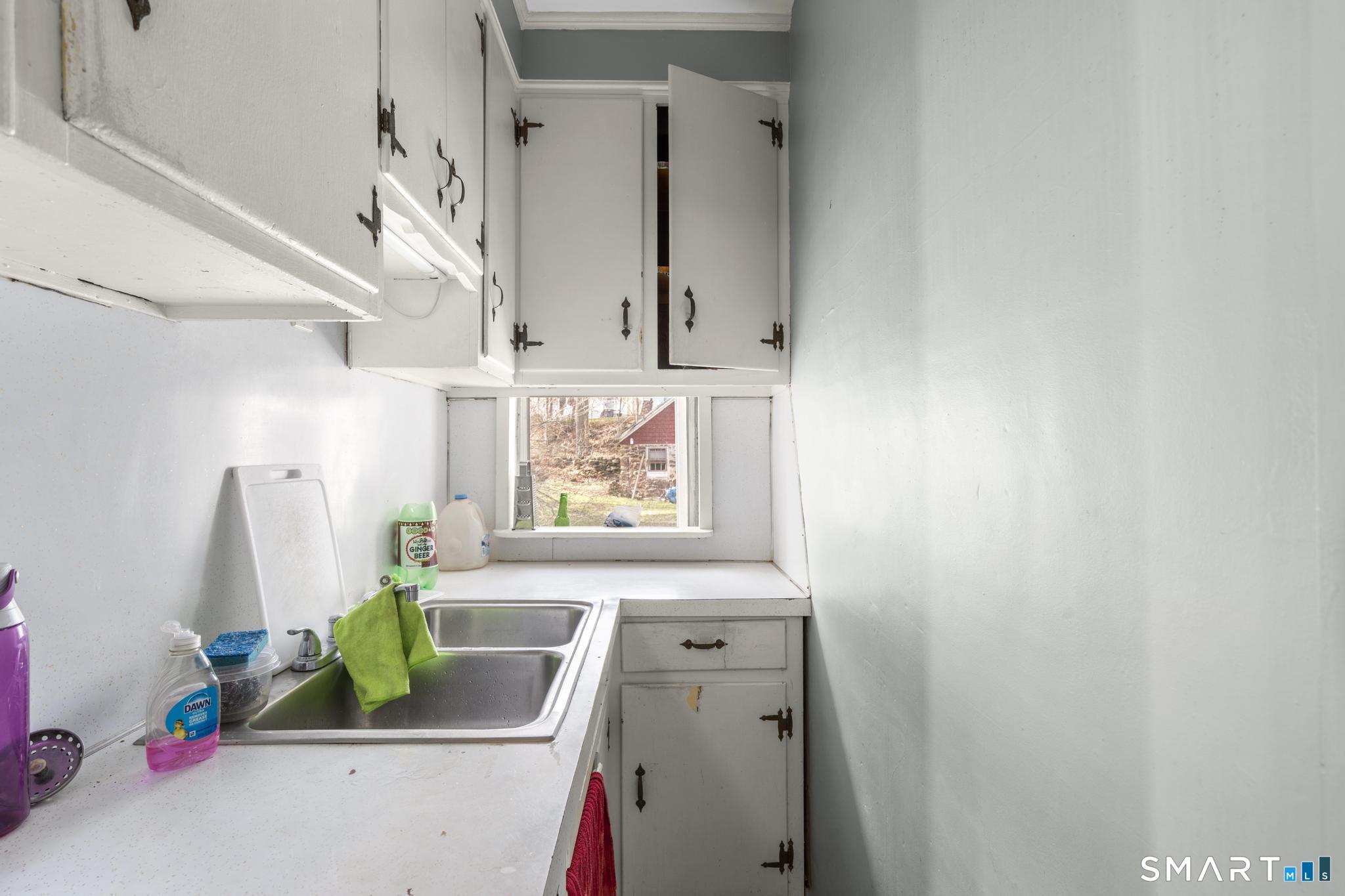 142 Gracey Avenue Meriden CT 06451