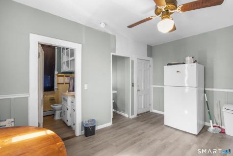 142 Gracey Avenue Meriden CT 06451
