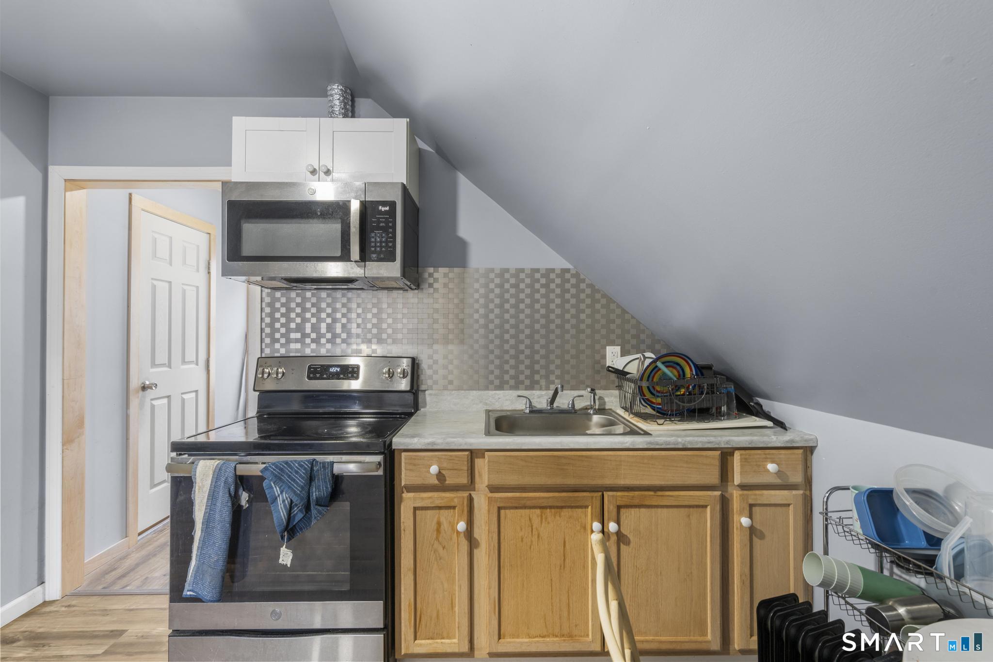 142 Gracey Avenue Meriden CT 06451