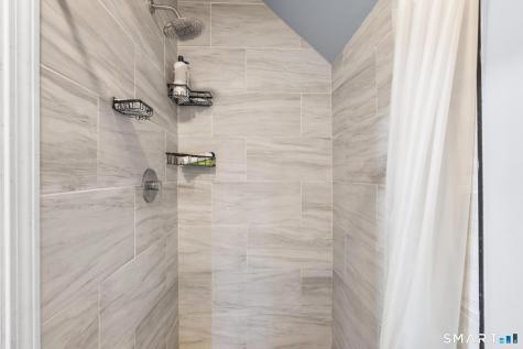 142 Gracey Avenue Meriden CT 06451