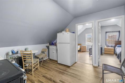 142 Gracey Avenue Meriden CT 06451