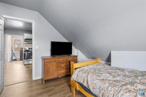 142 Gracey Avenue Meriden CT 06451