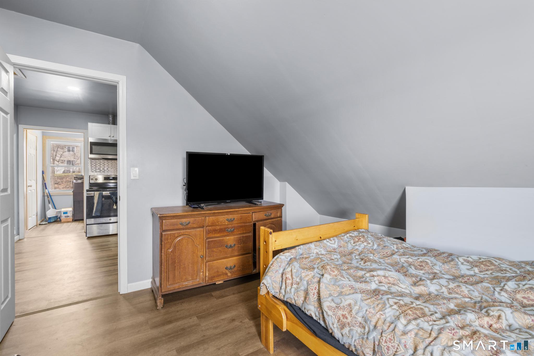 142 Gracey Avenue Meriden CT 06451