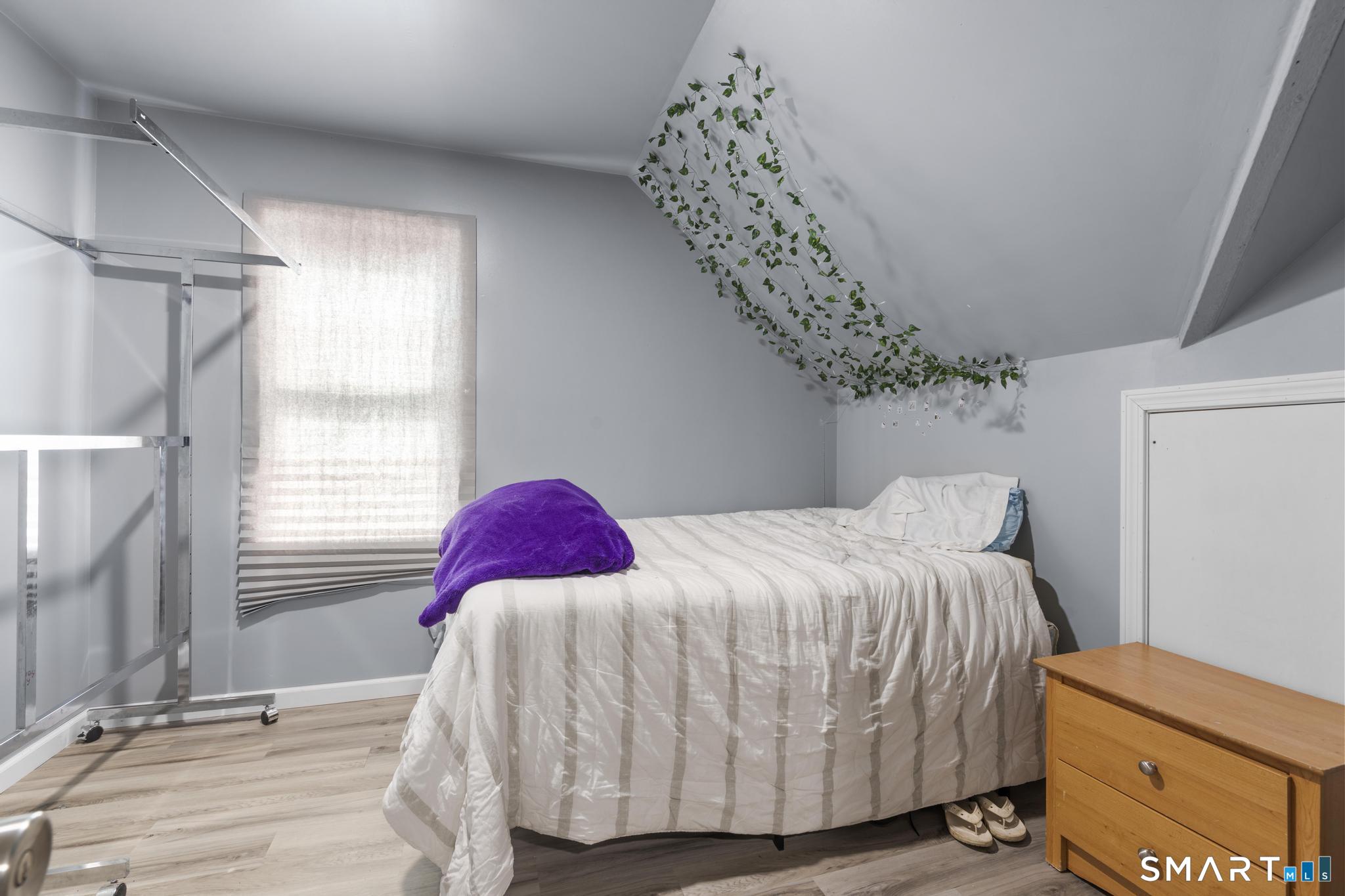 142 Gracey Avenue Meriden CT 06451