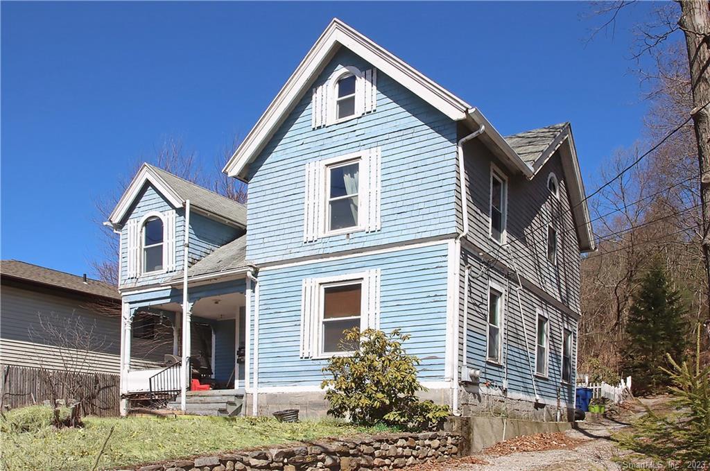 1922 Thomaston Avenue Waterbury CT 06704