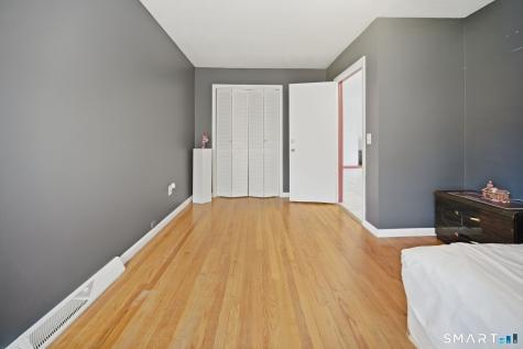 102 Highland Street West Haven CT 06516