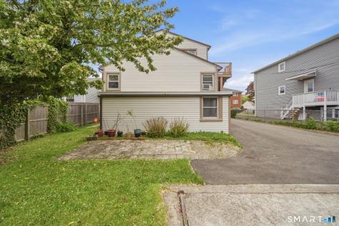 102 Highland Street West Haven CT 06516