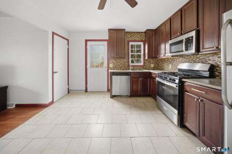 102 Highland Street West Haven CT 06516