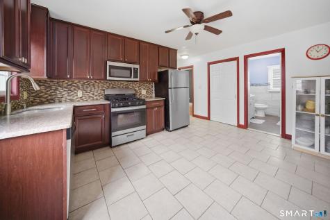 102 Highland Street West Haven CT 06516