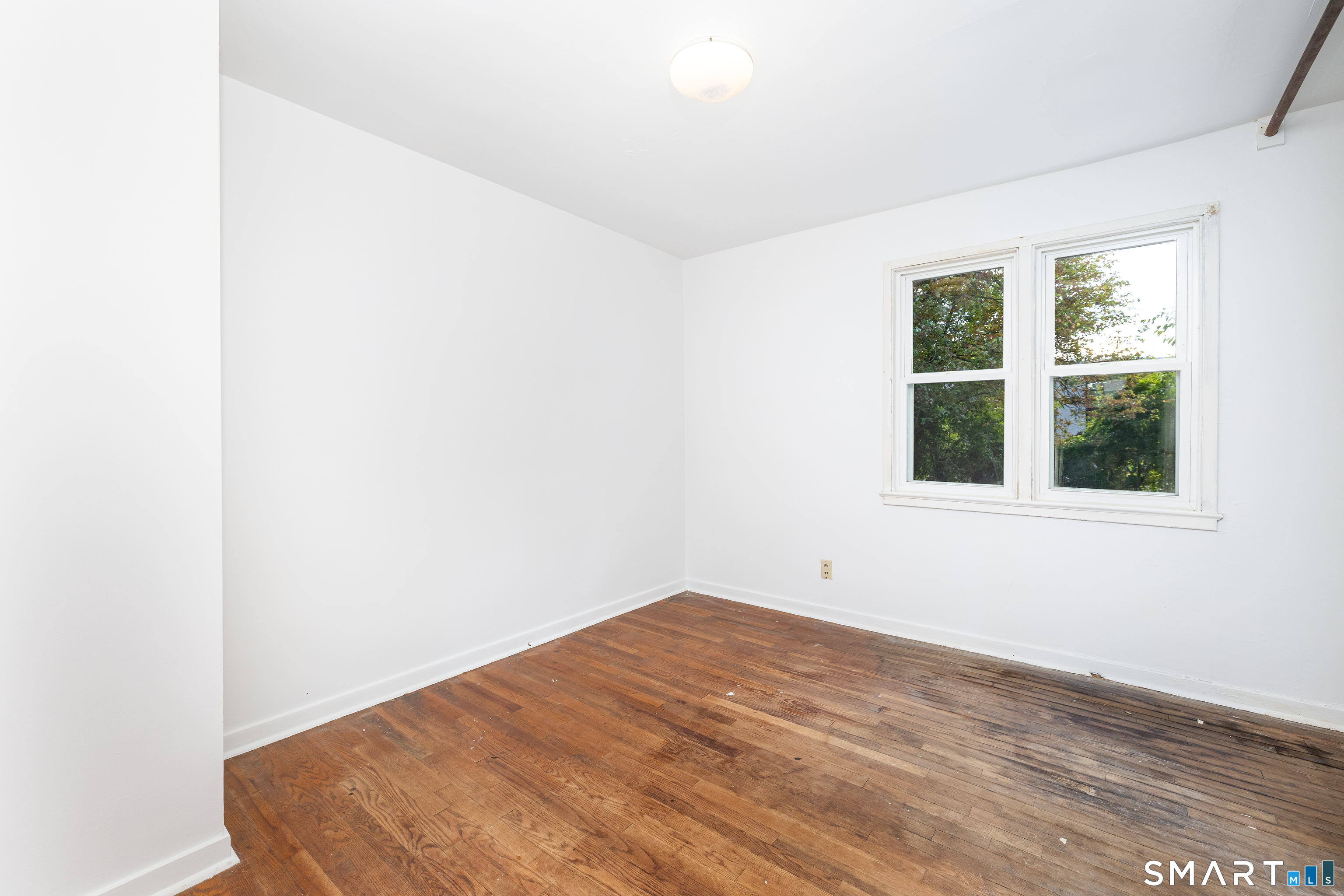 28 Elmhurst Street West Hartford CT 06110