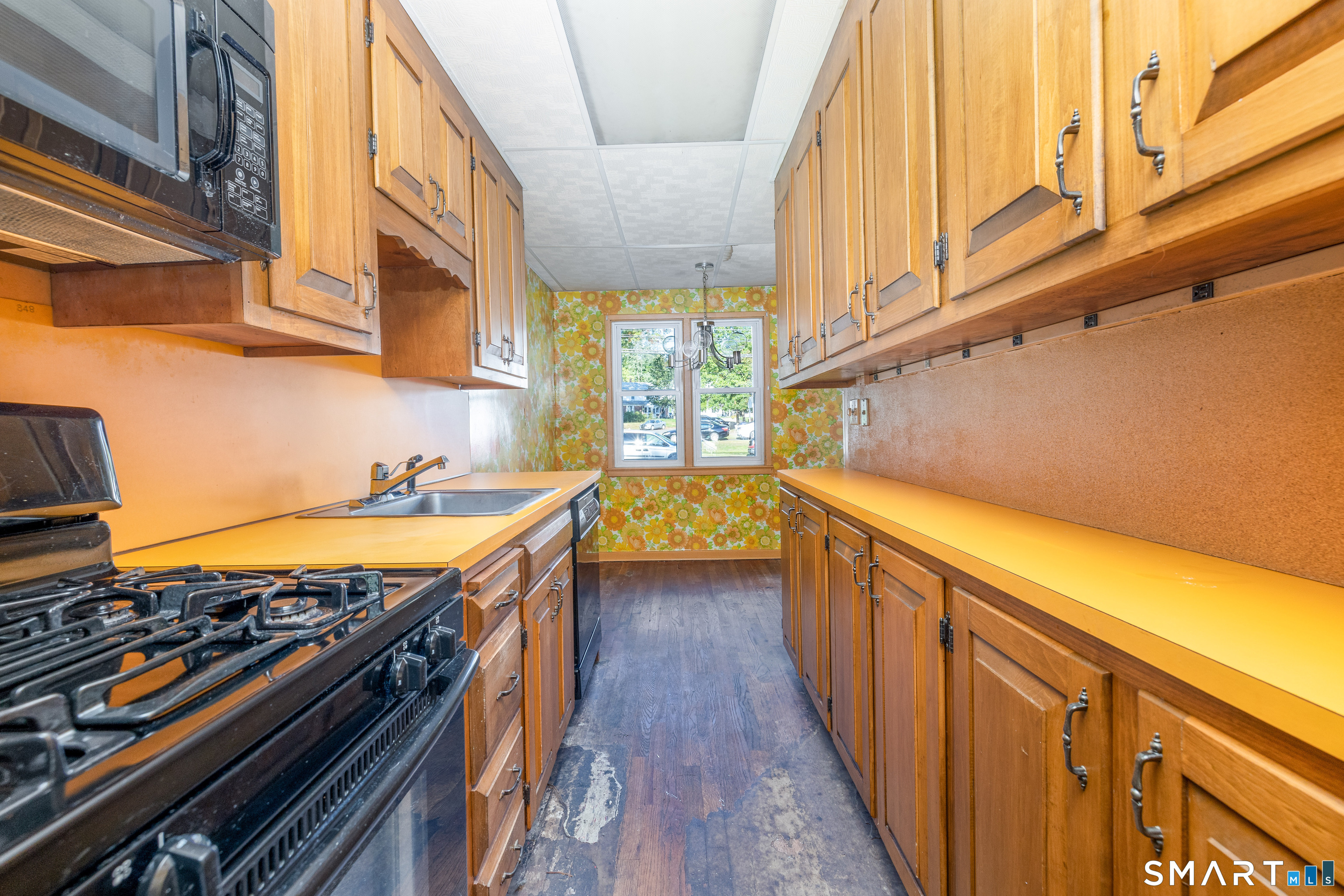 28 Elmhurst Street West Hartford CT 06110