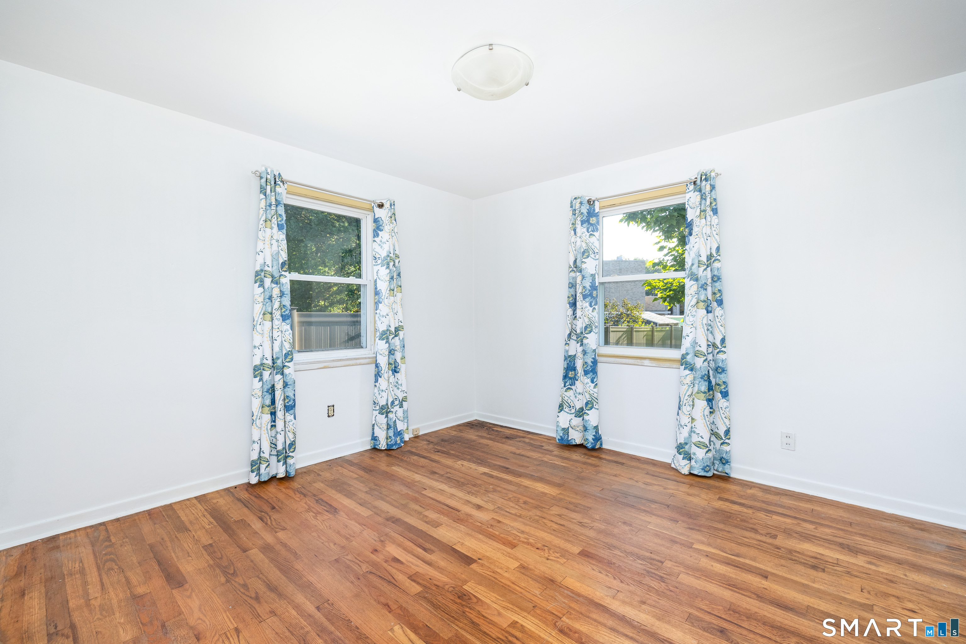 28 Elmhurst Street West Hartford CT 06110
