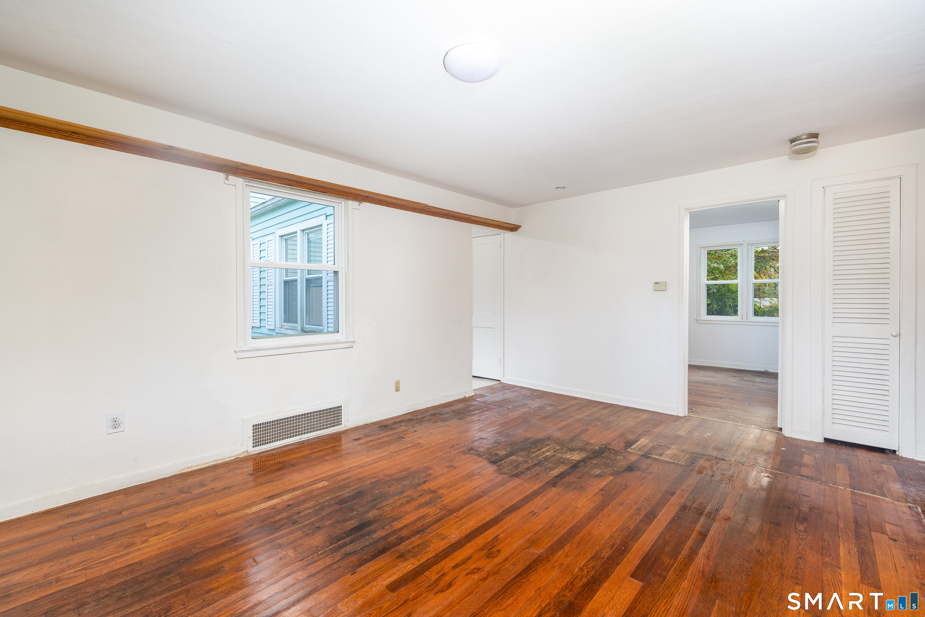 28 Elmhurst Street West Hartford CT 06110