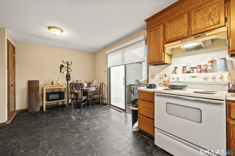 74-76 Bridle Path Newington CT 06111