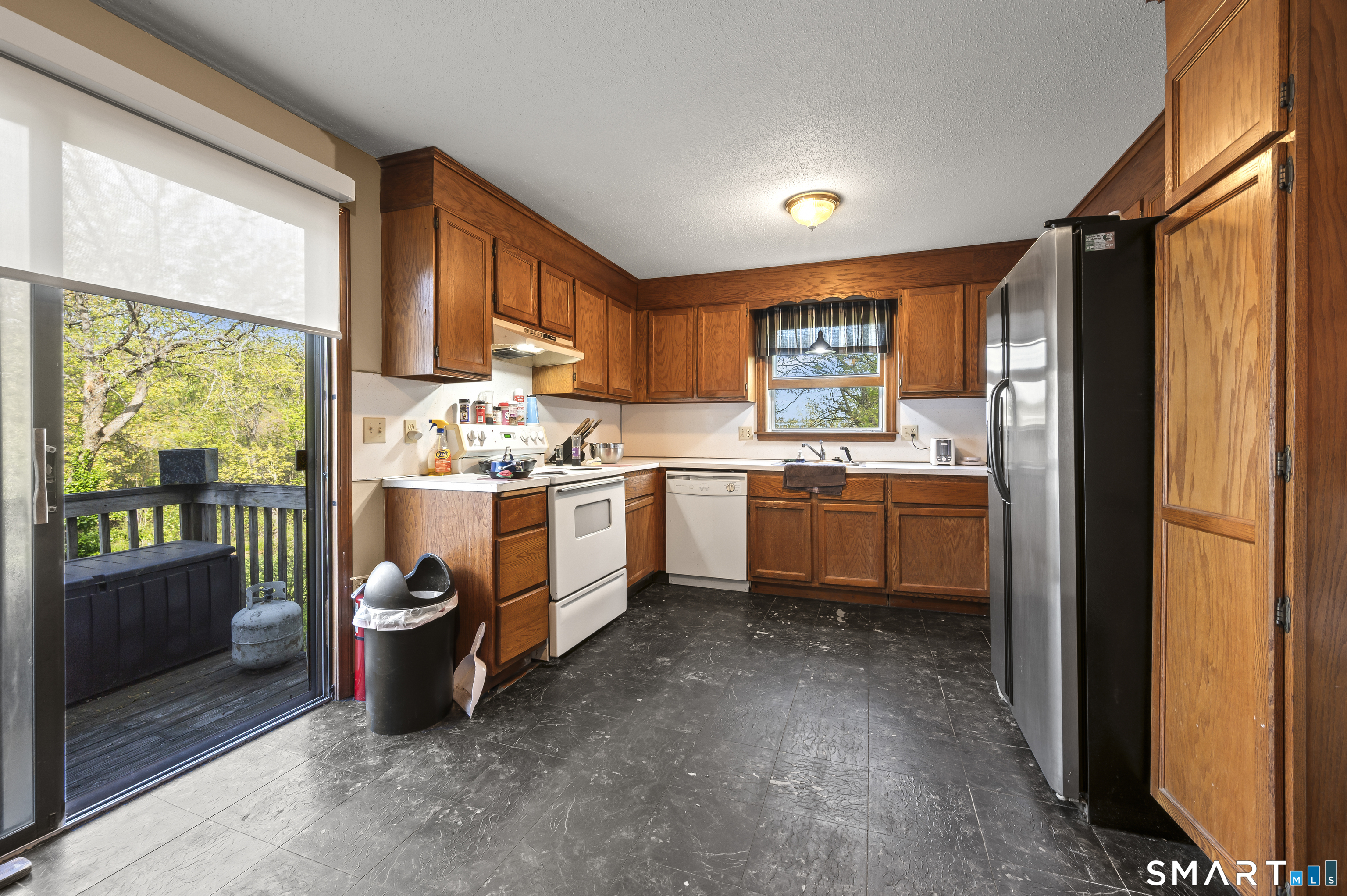 74 Bridle Path Newington CT 06111