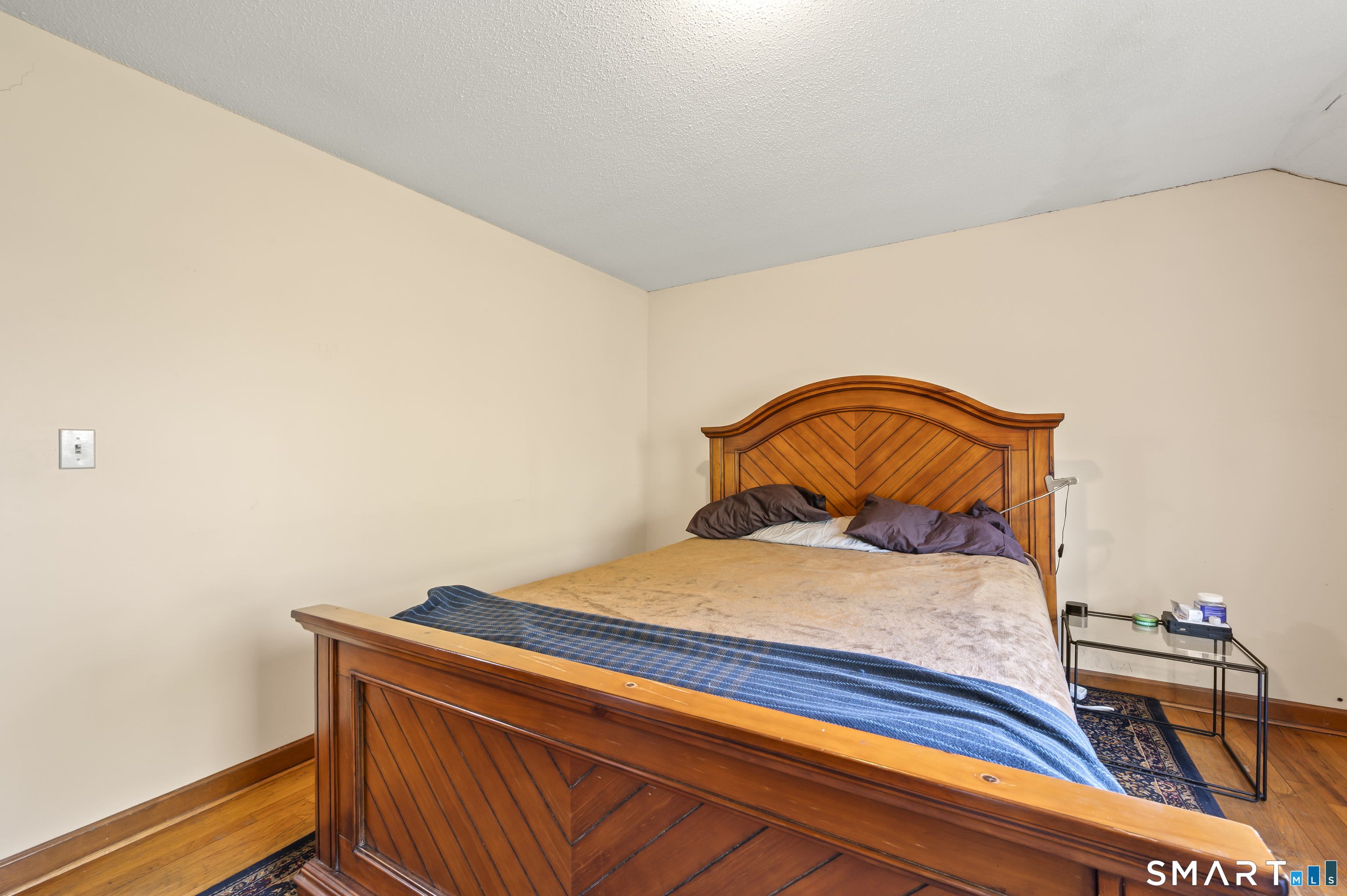 74 Bridle Path Newington CT 06111