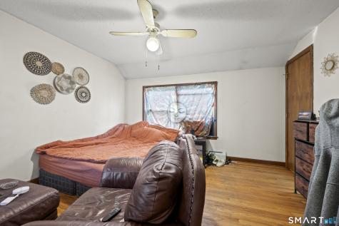 74-76 Bridle Path Newington CT 06111