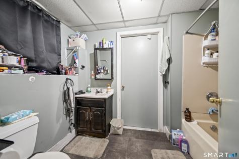 74-76 Bridle Path Newington CT 06111