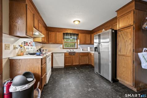 74-76 Bridle Path Newington CT 06111