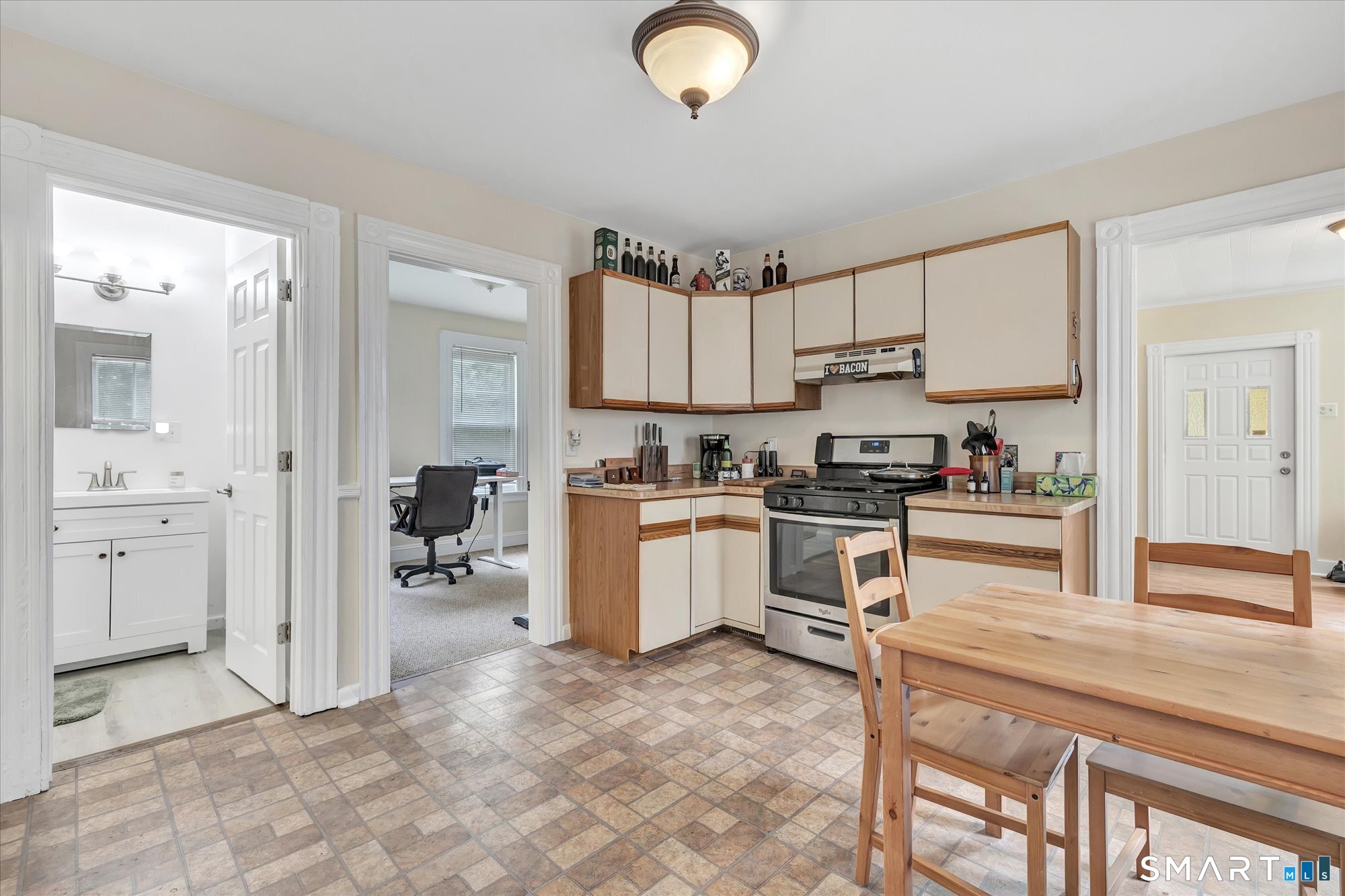 74 New Street Shelton CT 06484