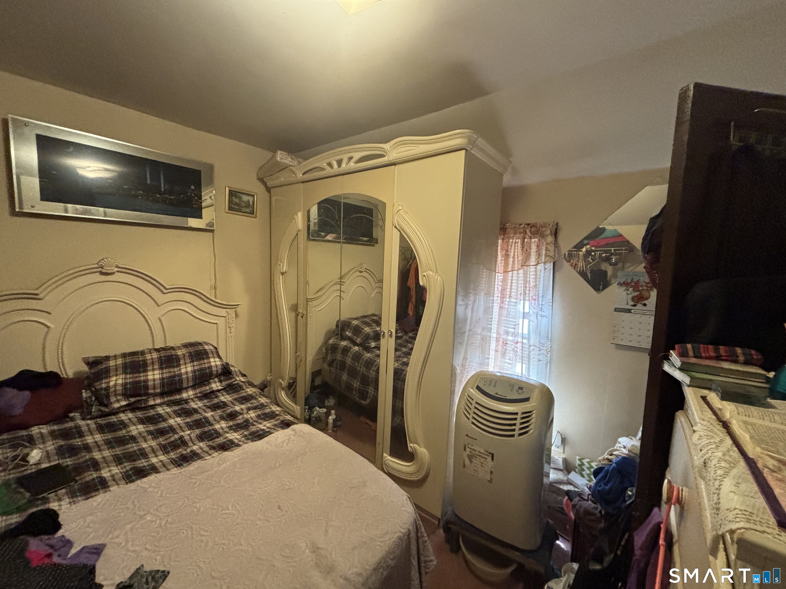 70 East Dover Street Waterbury CT 06706