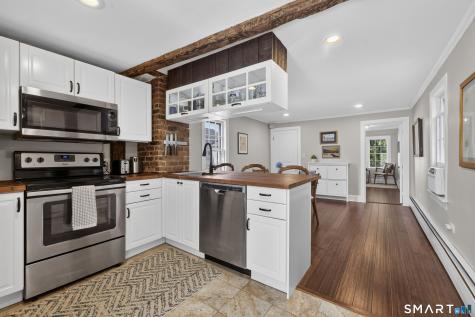 9 Cliff Street Stonington CT 06378