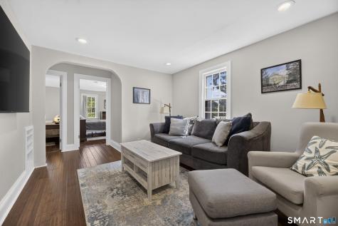 9 Cliff Street Stonington CT 06378