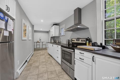 9 Cliff Street Stonington CT 06378