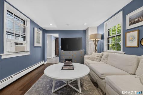 9 Cliff Street Stonington CT 06378