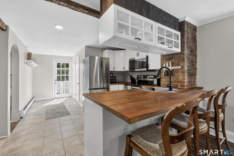 9 Cliff Street Stonington CT 06378