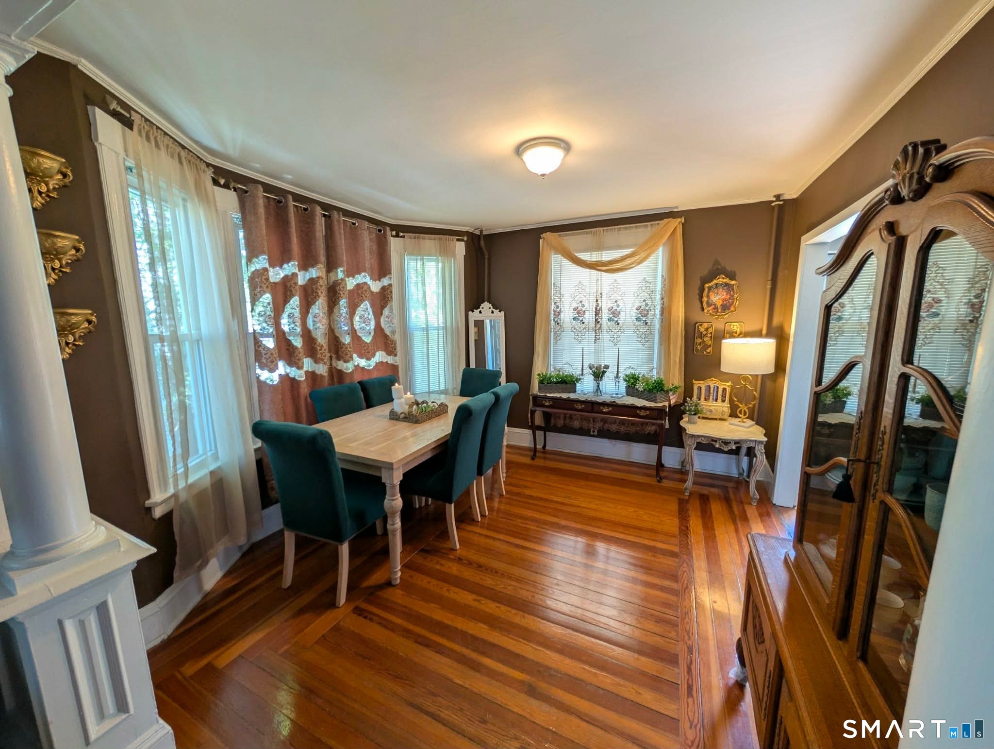 81 Lincoln Street Enfield CT 06082