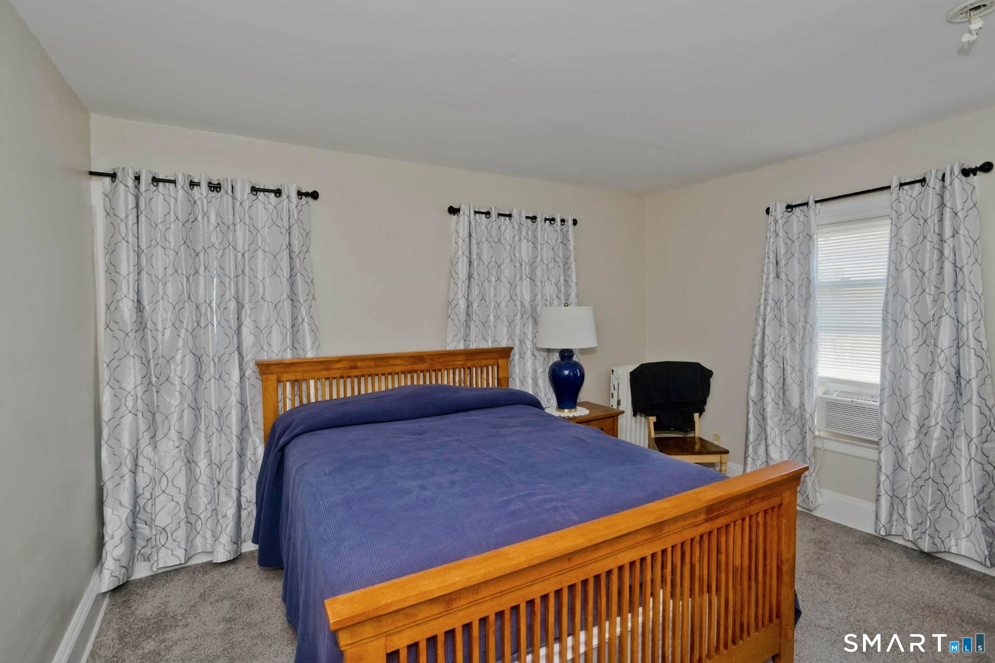 81 Lincoln Street Enfield CT 06082